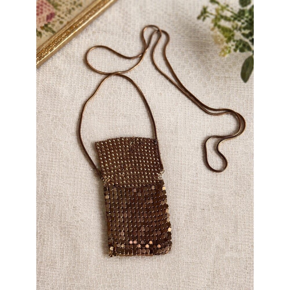 Vintage Mesh Coin Purse Necklace, Gold Tone Mini Chatelaine Pendant, Art Deco - Picture 3 of 3
